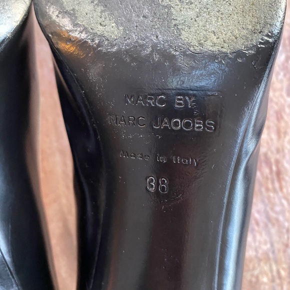 Marc by Marc‎ Jacobs black leather pumps size 38 - Picture 9 of 9